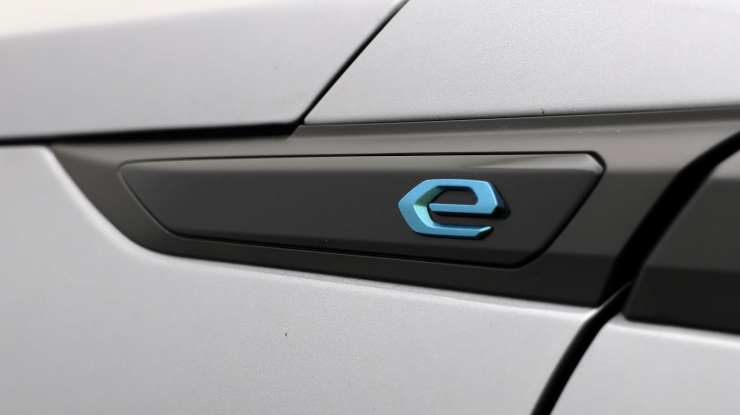 Used Peugeot 2008 2023 for sale - 77536308: Photo 21