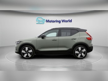 Used Volvo XC40 2023 for sale - 79546838: Photo