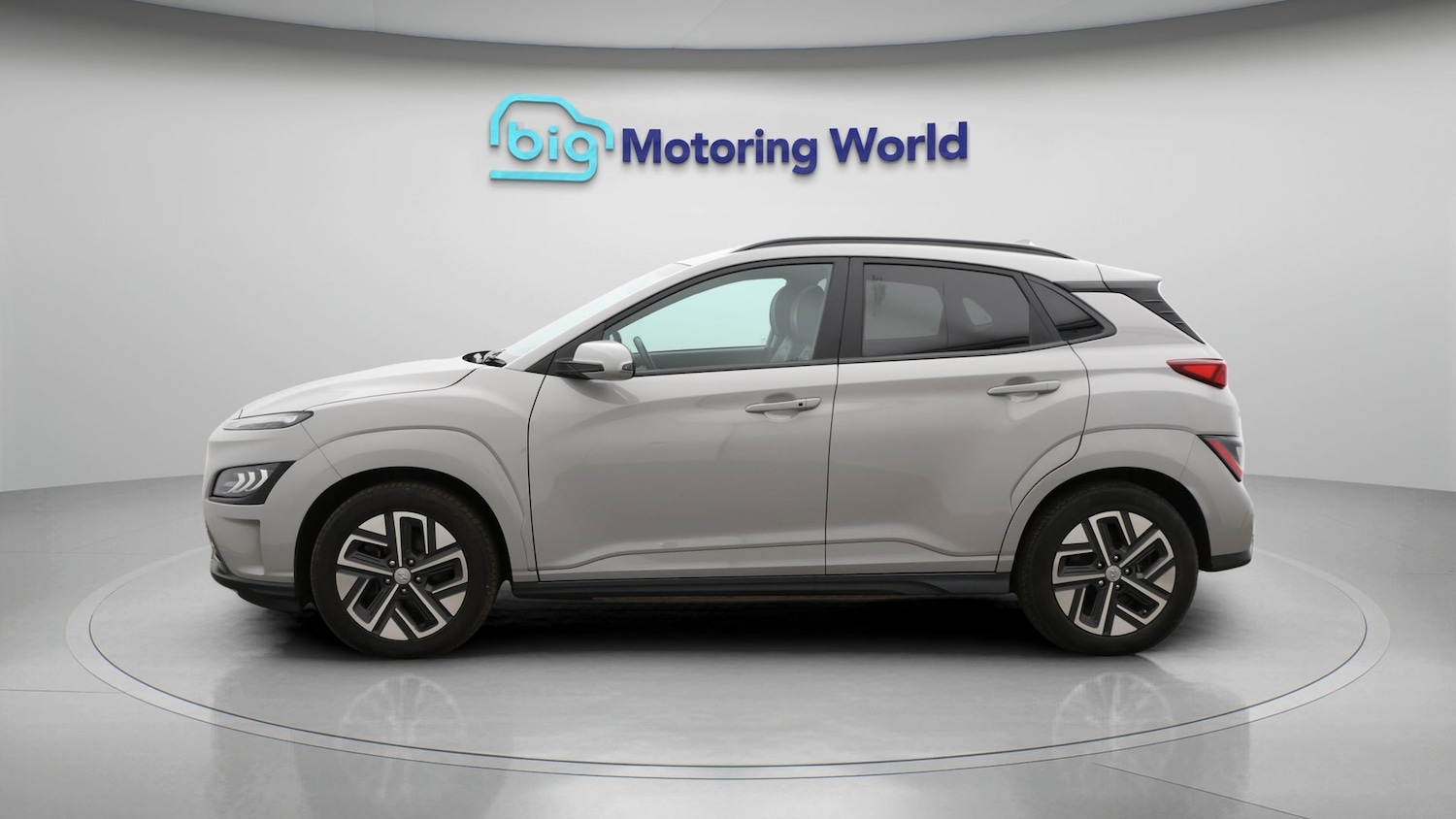 Used Hyundai KONA 2023 for sale - 77501968: Photo 4