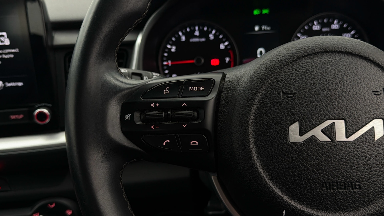 Used Kia Stonic for sale - 78163747: Photo 23