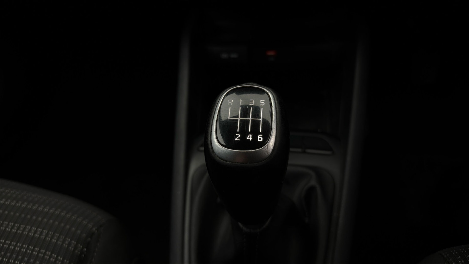 Used Kia Stonic for sale - 78163747: Photo 25