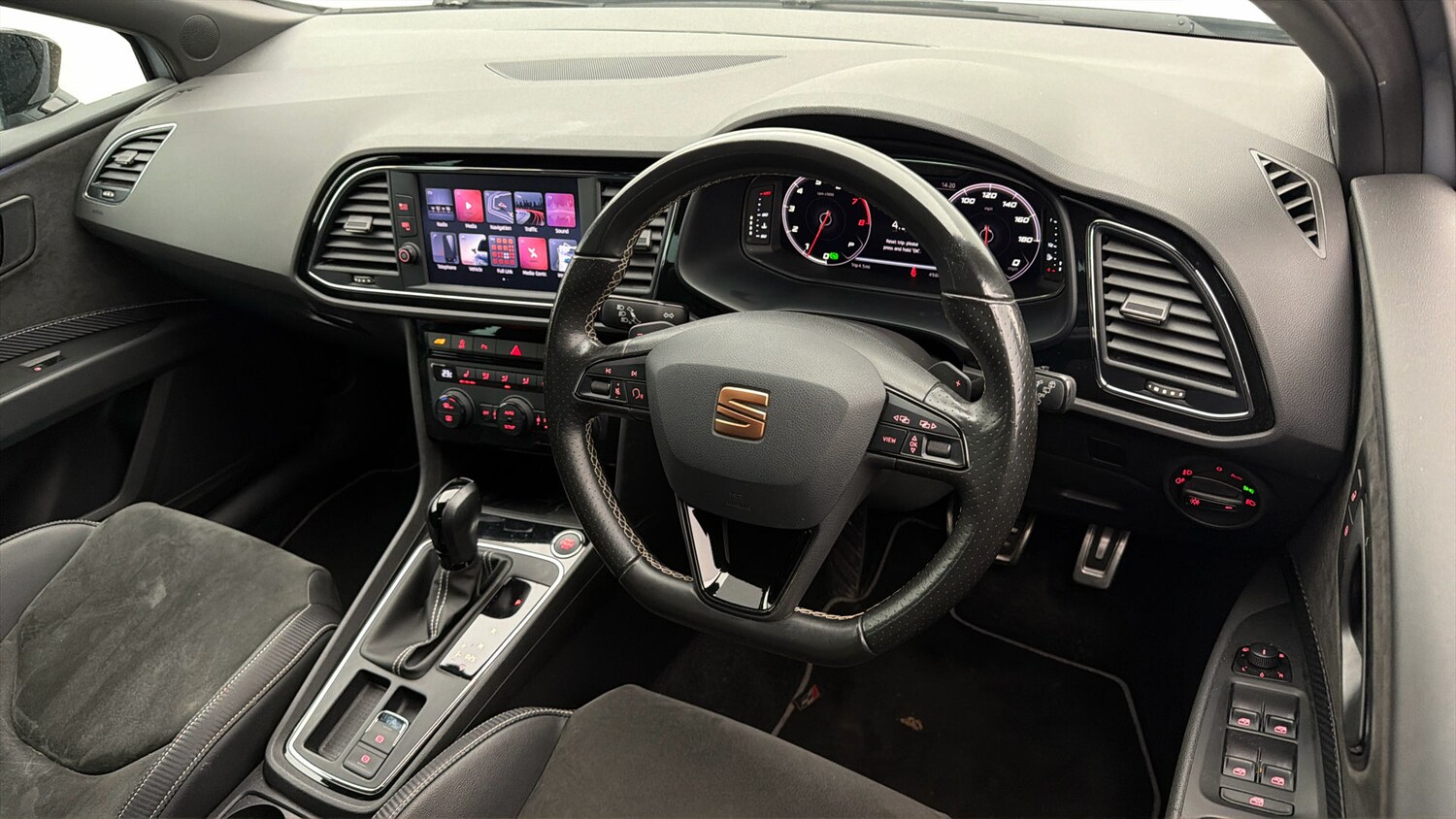 Used SEAT Leon 2020 for sale - 78197387: Photo 9