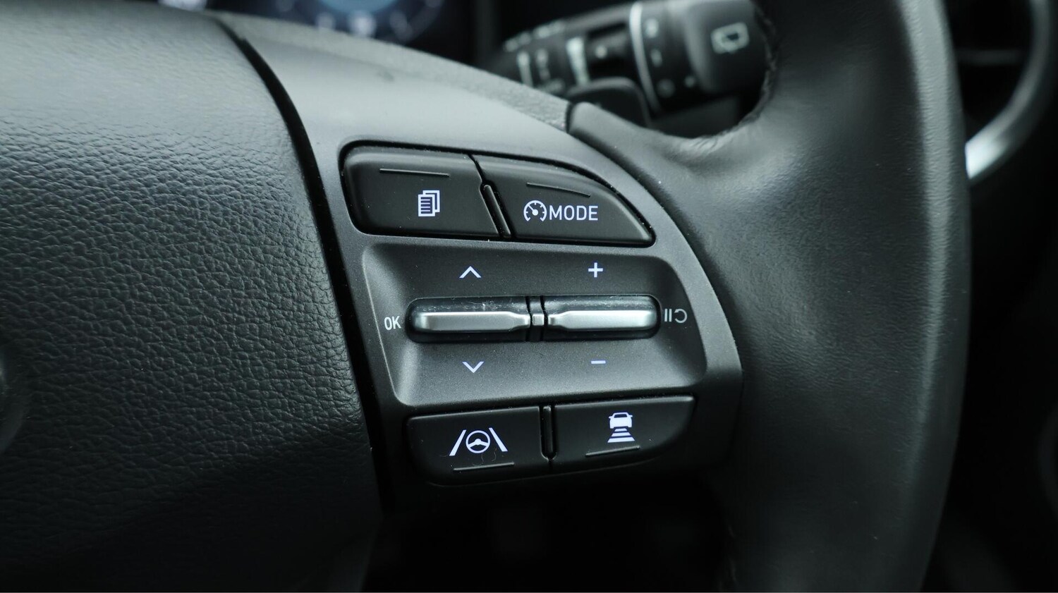 Used Hyundai KONA 2022 for sale - 76012282: Photo 41