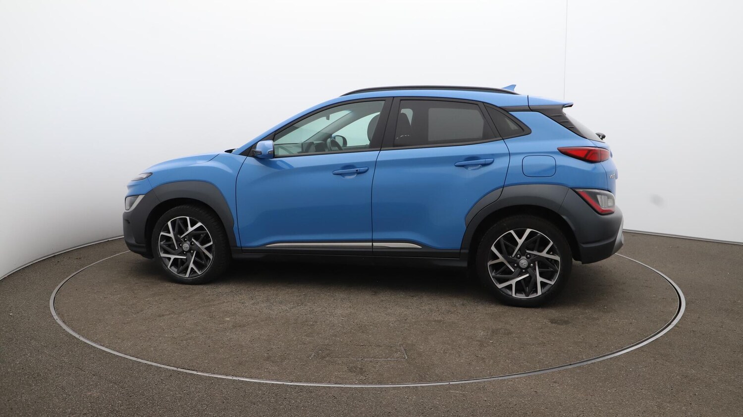 Used Hyundai KONA 2022 for sale - 76012282: Photo 57