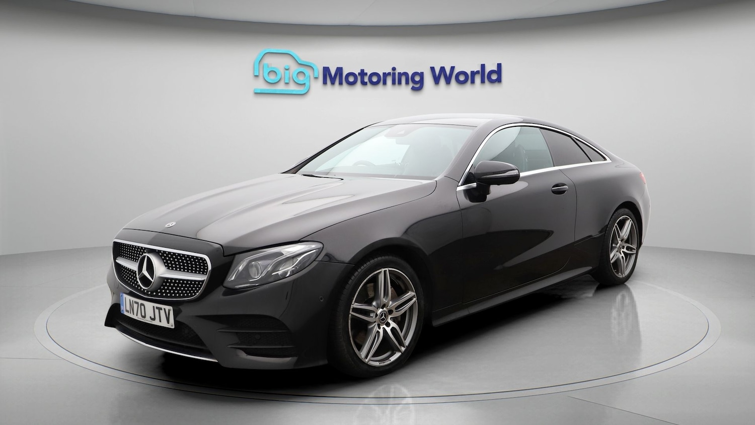 Used Mercedes-Benz E Class for sale - 77195571: Photo 3