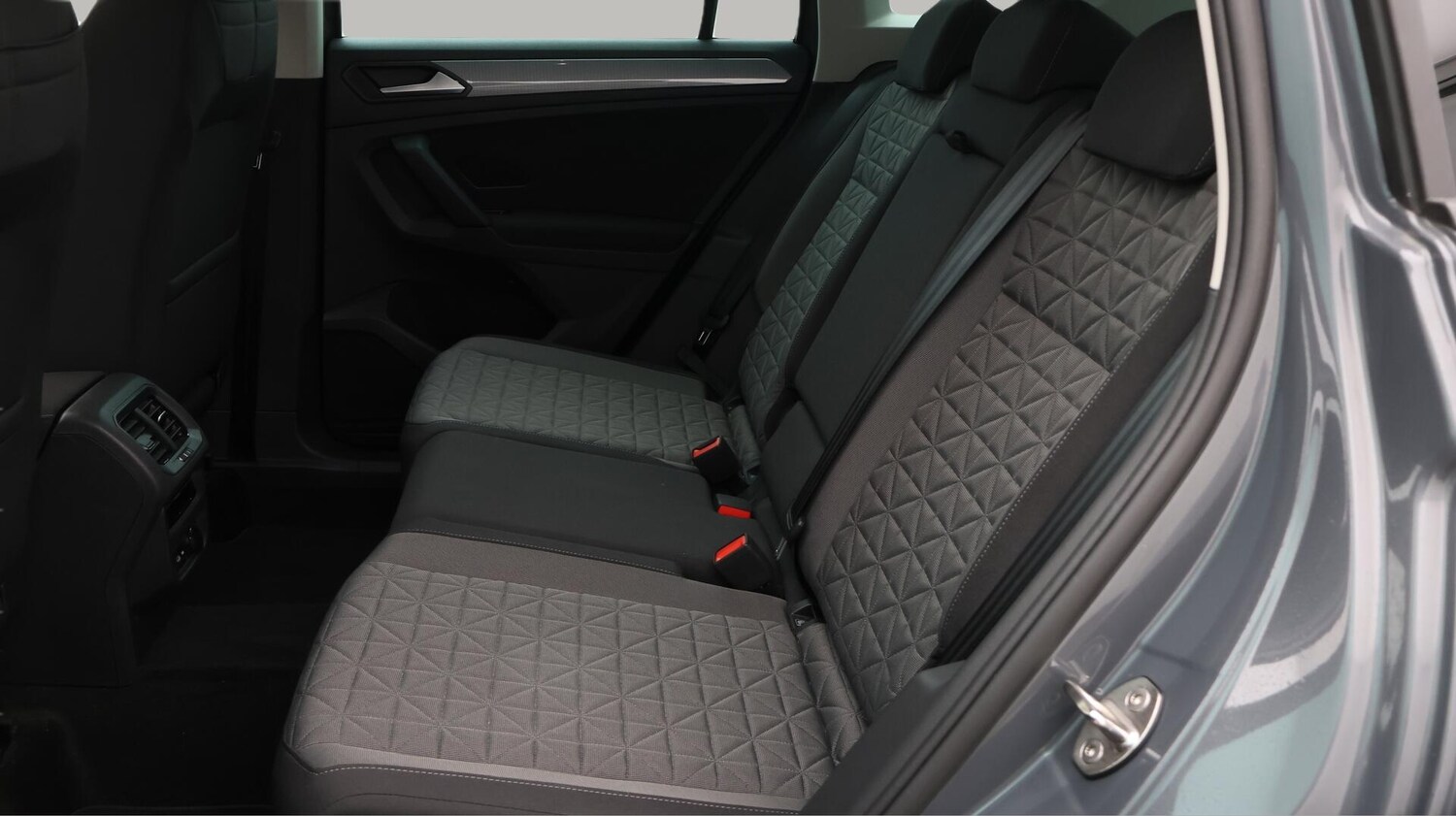 Used Volkswagen Tiguan 2024 for sale - 76715230: Photo 17