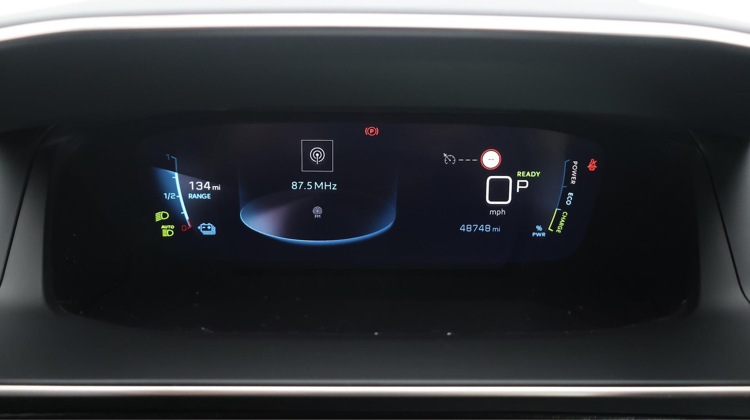 Used Peugeot 2008 2021 for sale - 76538833: Photo 11