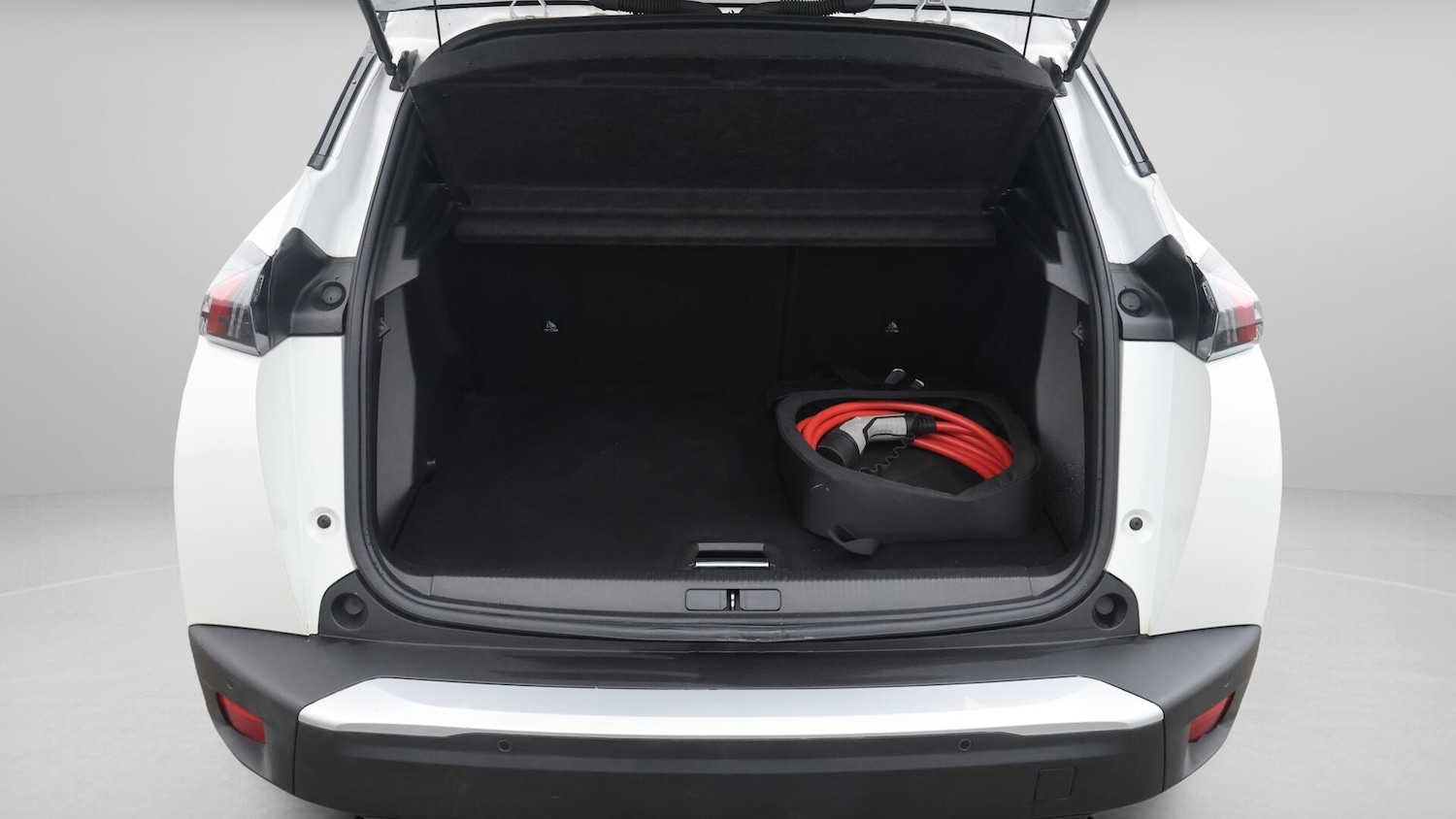 Used Peugeot 2008 2021 for sale - 76538833: Photo 18