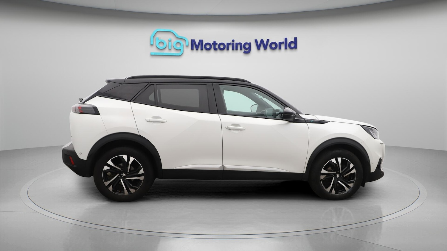 Used Peugeot 2008 2021 for sale - 76538833: Photo 9