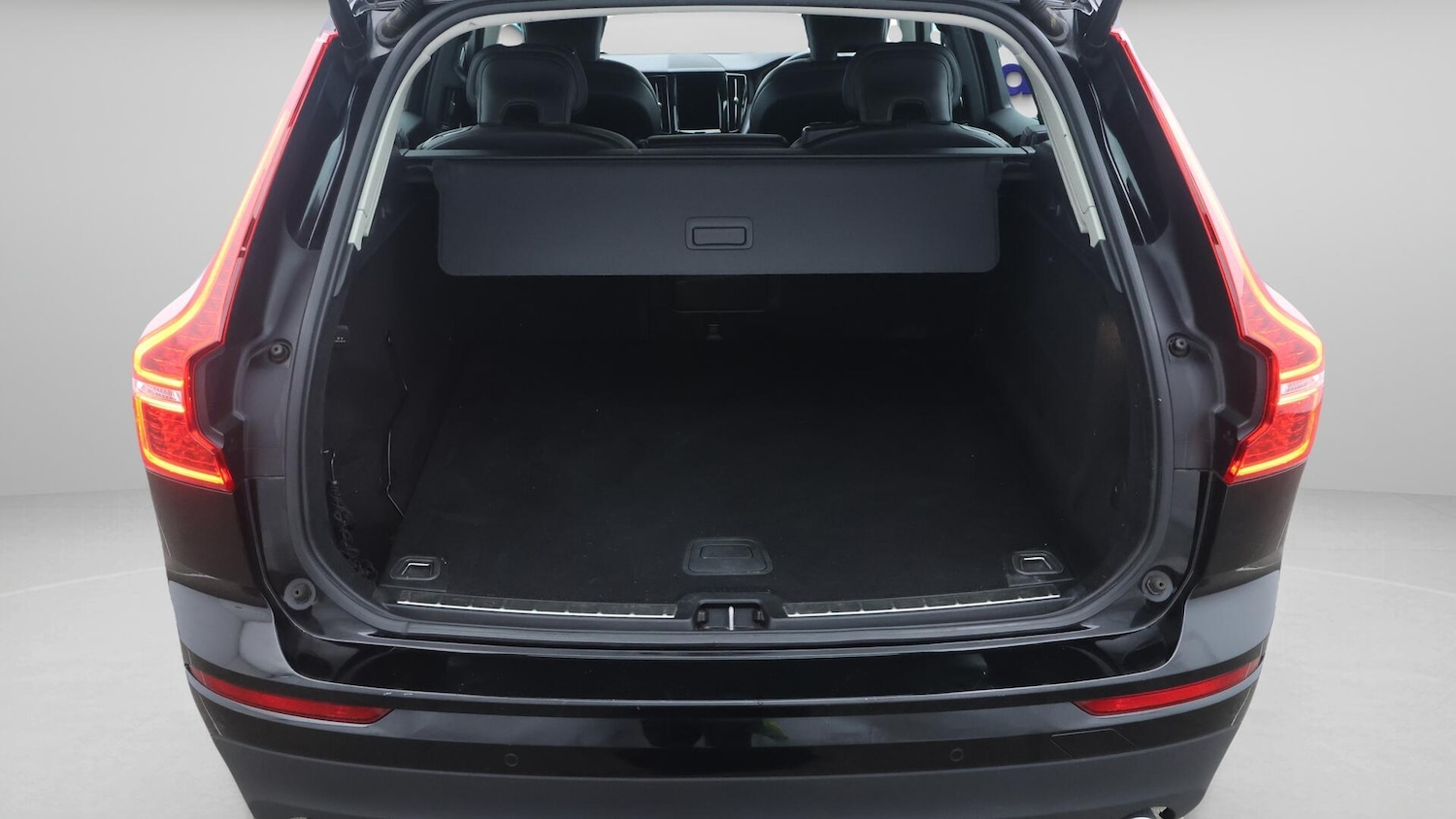 Used Volvo XC60 2020 for sale - 76370572: Photo 18