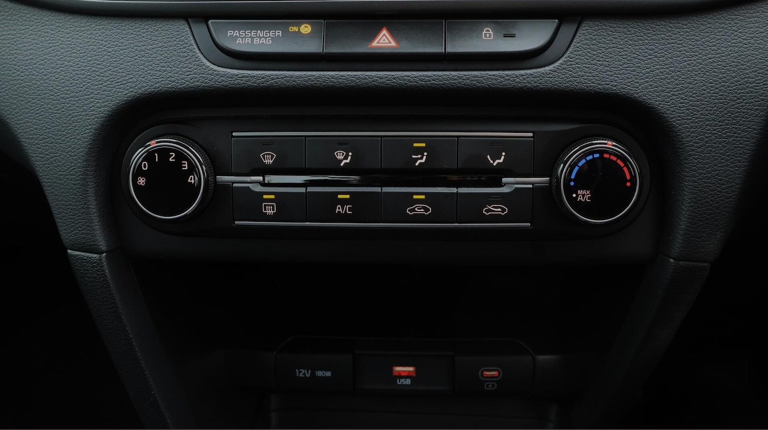 Used Kia Ceed 2023 for sale - 76446472: Photo 13