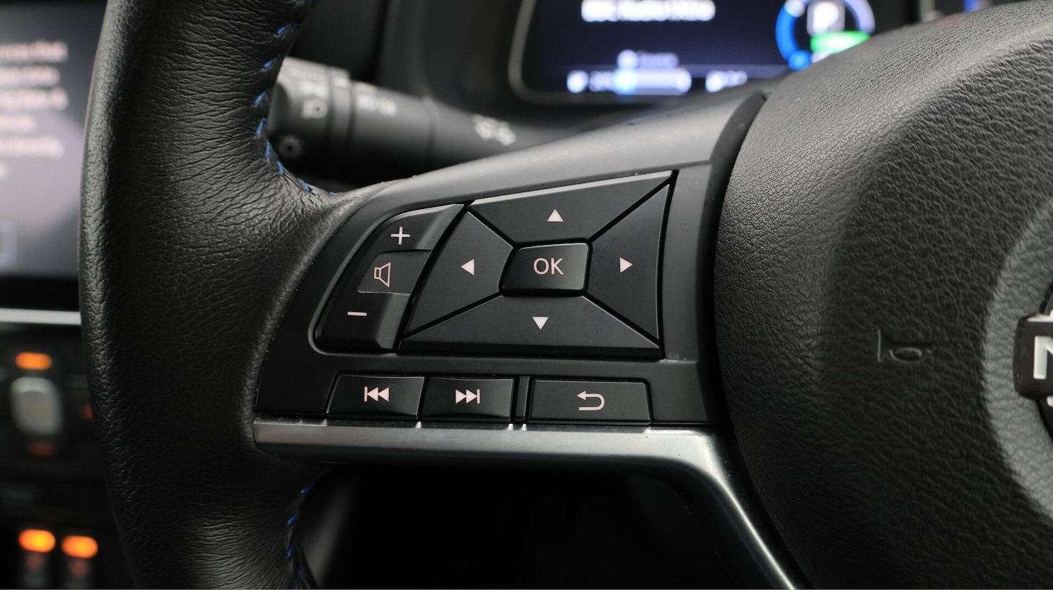 Used Nissan Leaf 2022 for sale - 76432772: Photo 24