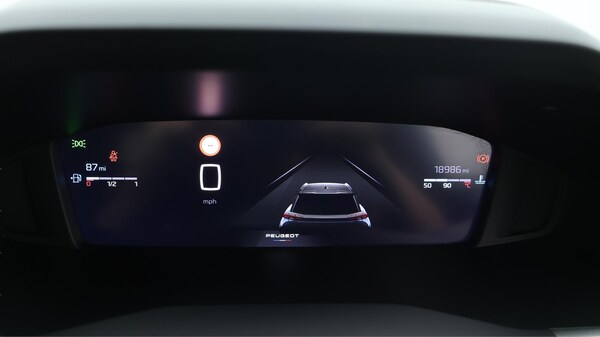 Used Peugeot 2008 2024 for sale - 75600609: Photo 11