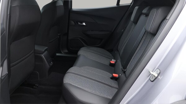 Used Peugeot 2008 2024 for sale - 75600609: Photo 17