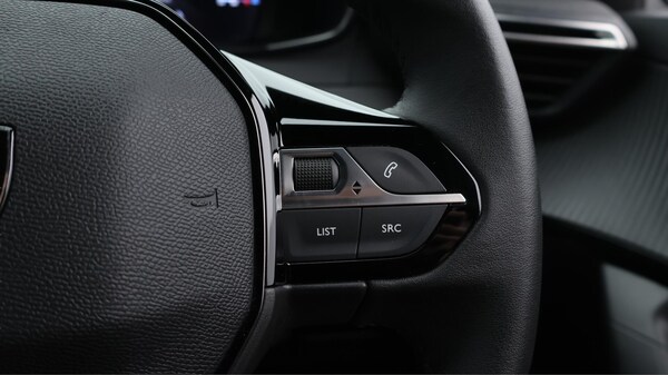 Used Peugeot 2008 2024 for sale - 75600609: Photo 25