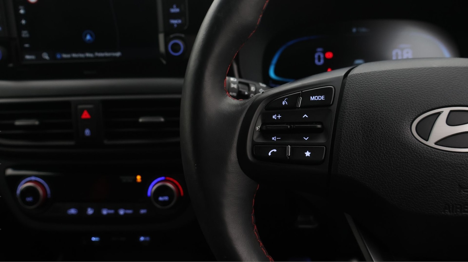 Used Hyundai i10 2025 for sale - 77656654: Photo 23