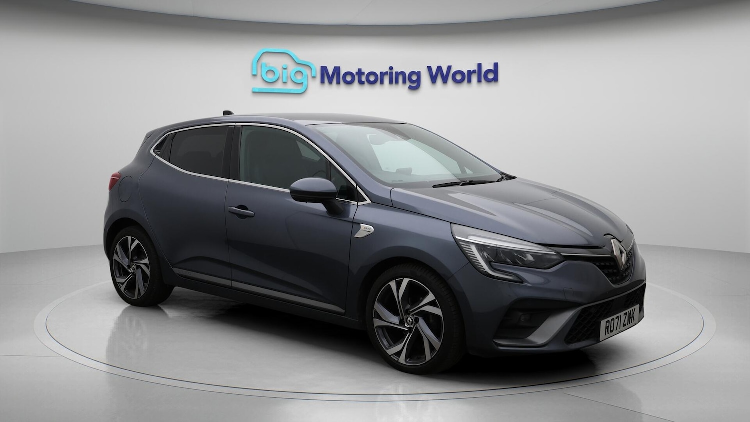 Used Renault Clio 2021 for sale - 76122209: Photo 2