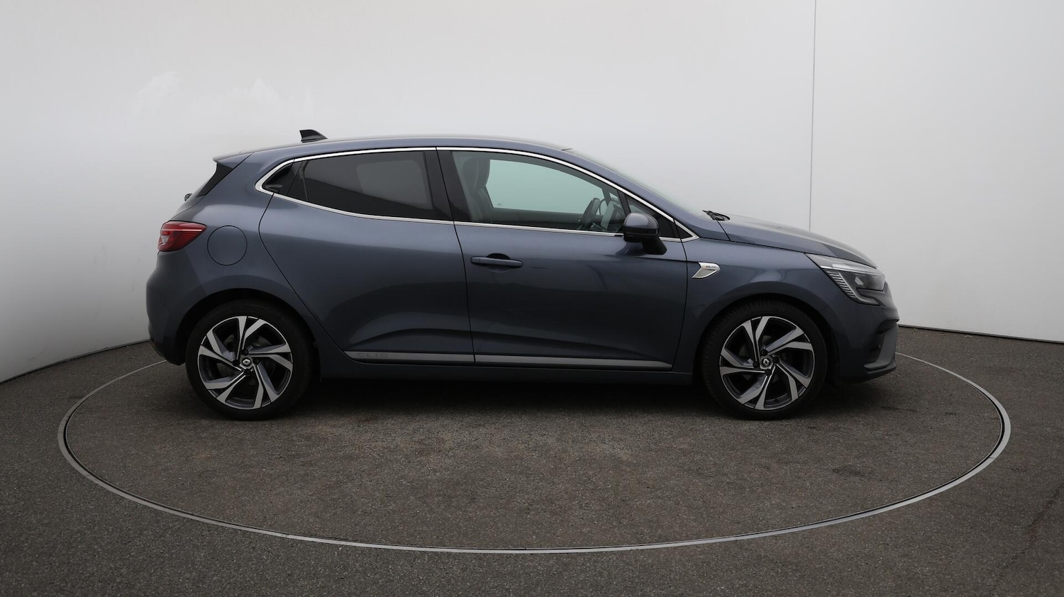 Used Renault Clio 2021 for sale - 76122209: Photo 49