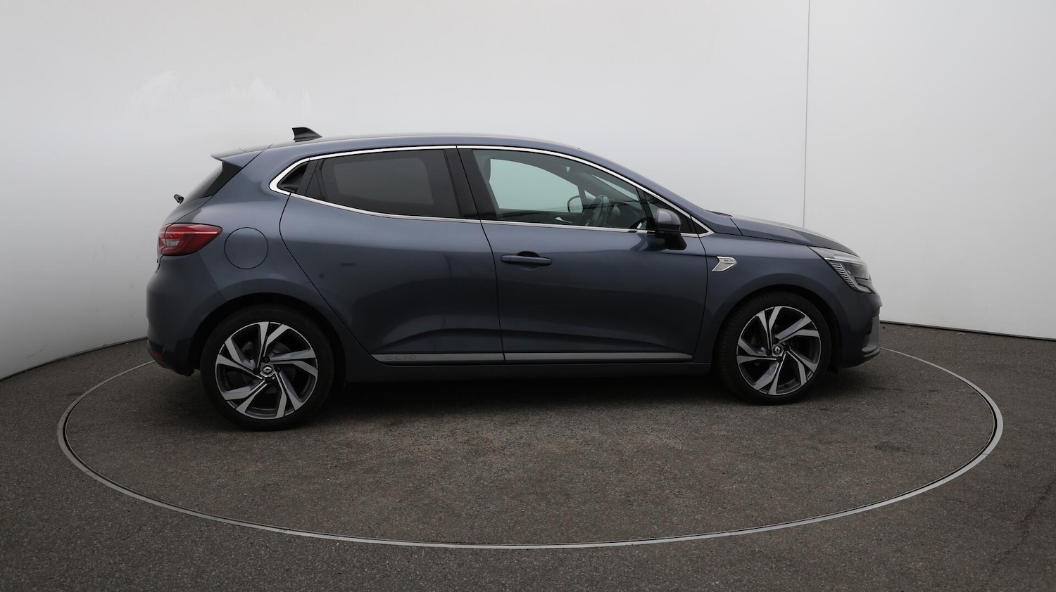 Used Renault Clio 2021 for sale - 76122209: Photo 50