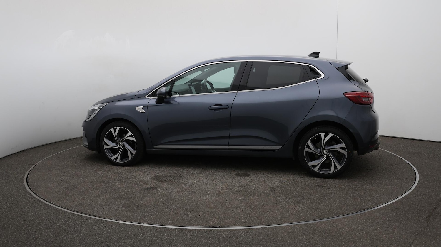 Used Renault Clio 2021 for sale - 76122209: Photo 58