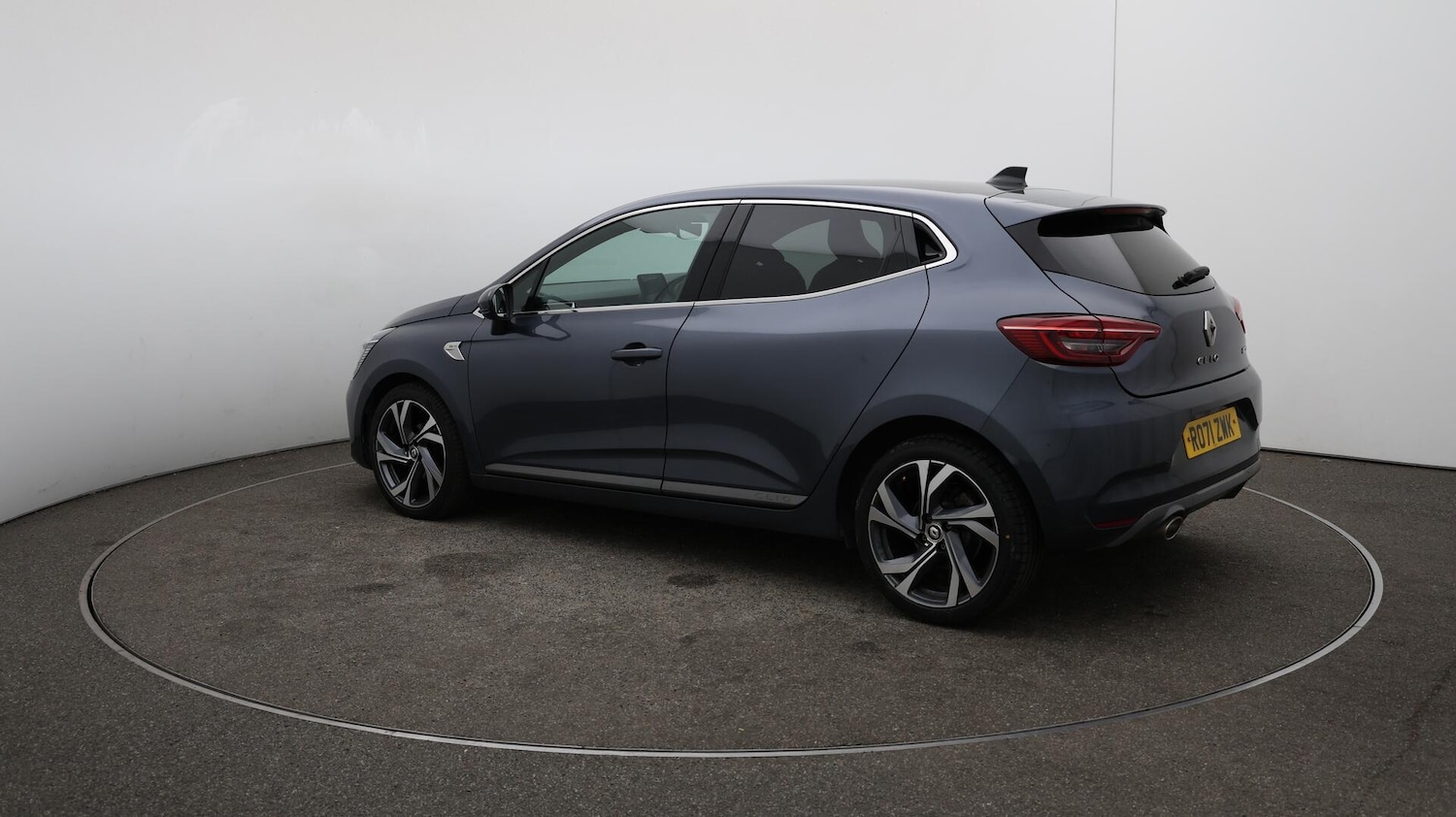 Used Renault Clio 2021 for sale - 76122209: Photo 63