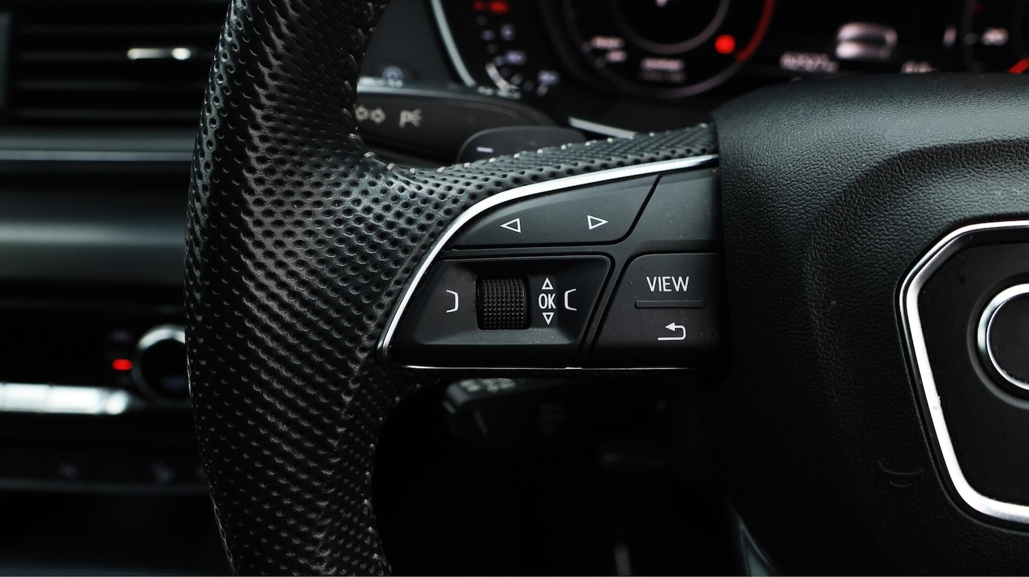 Used Audi Q5 2019 for sale - 76151478: Photo 24