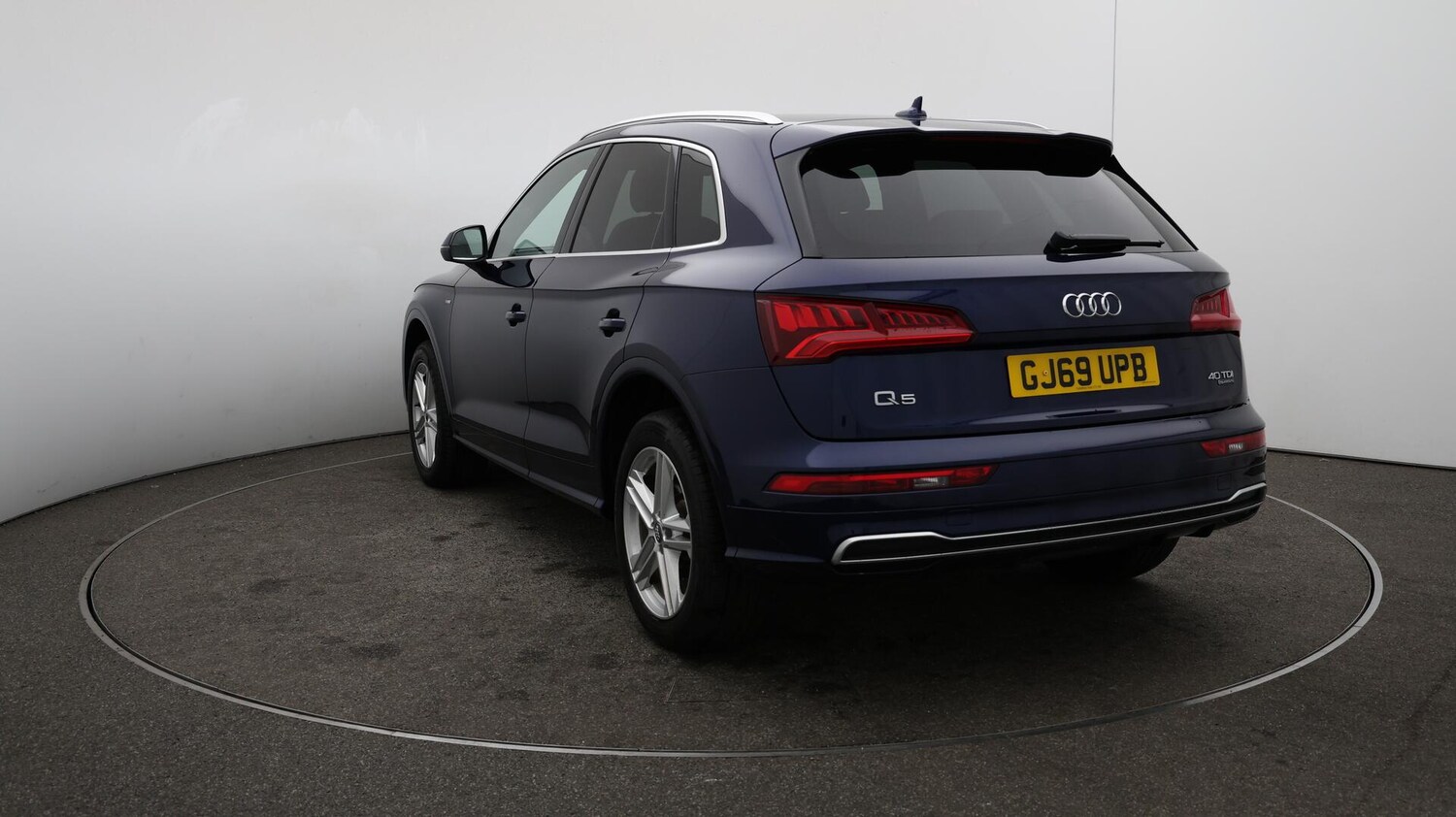 Used Audi Q5 2019 for sale - 76151478: Photo 61