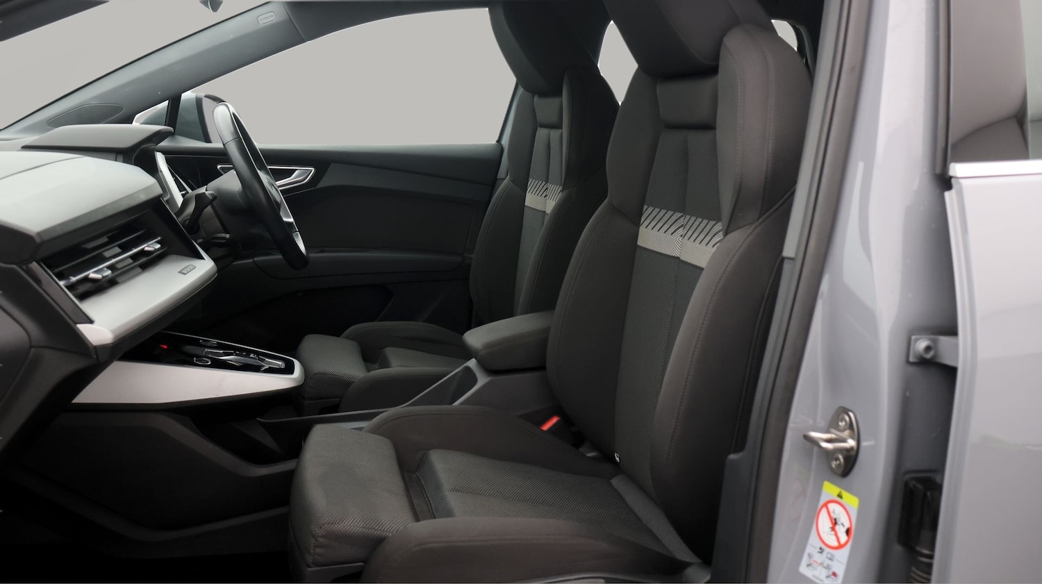 Used Audi Q4 e-tron 2021 for sale - 77262669: Photo 14