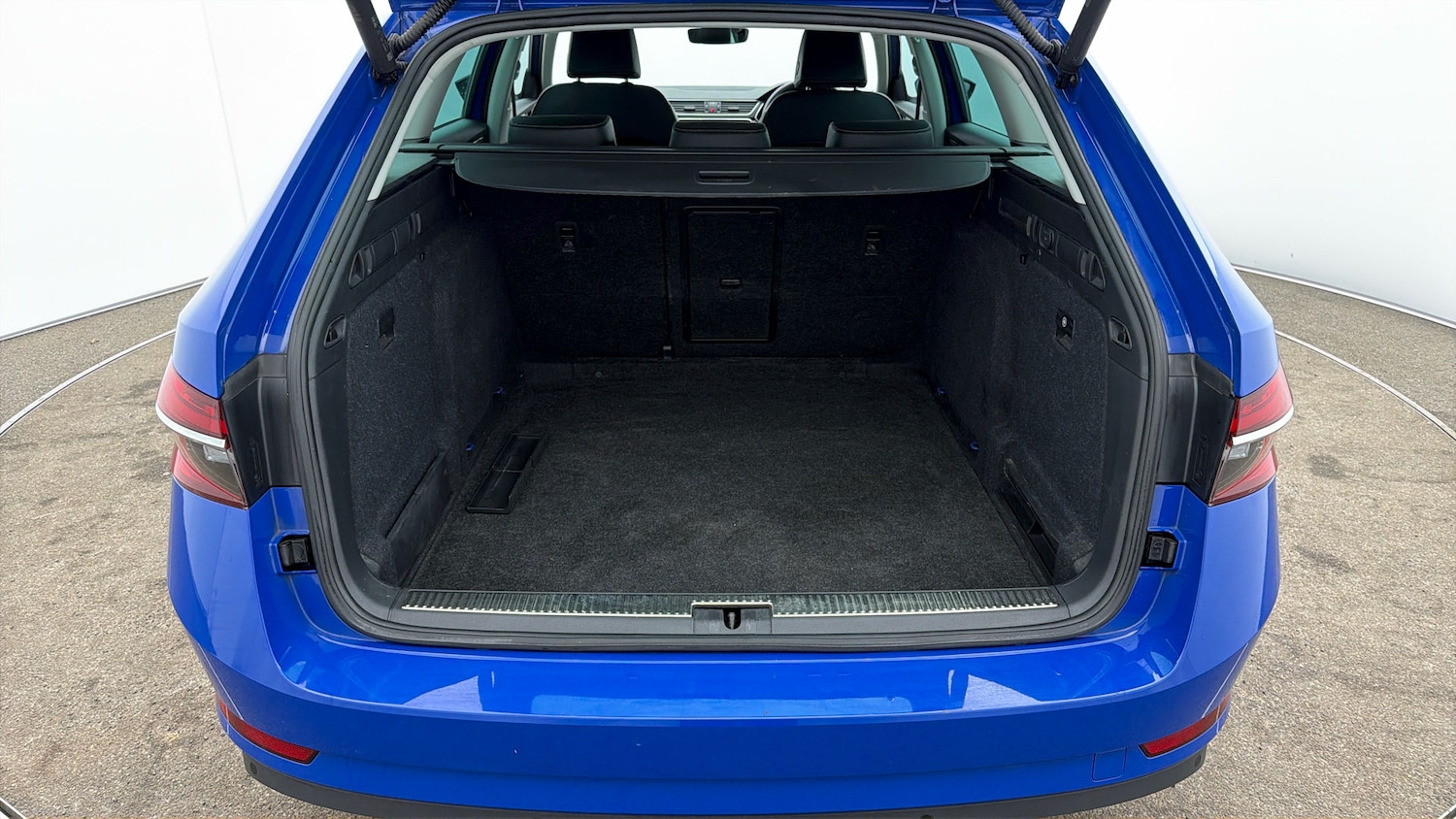 Used Skoda Superb 2024 for sale - 78083864: Photo 16