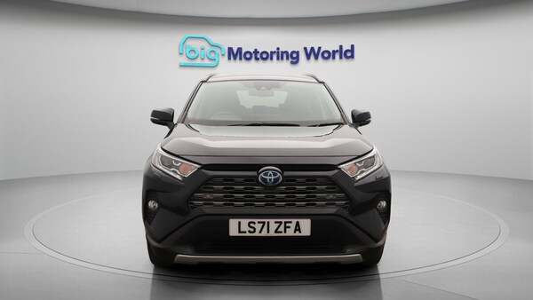 Used Toyota RAV4 2021 for sale - 76306473: Photo 3