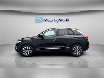 Used Volkswagen T-Roc 2023 for sale - 78900126: Photo