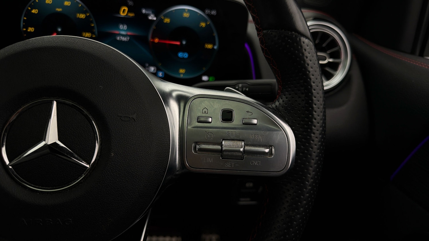 Used Mercedes-Benz EQB 2023 for sale - 77989450: Photo 24