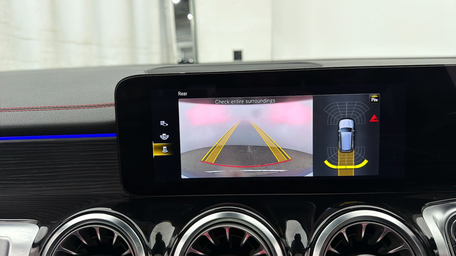 Used Mercedes-Benz EQB 2023 for sale - 77989450: Photo 26