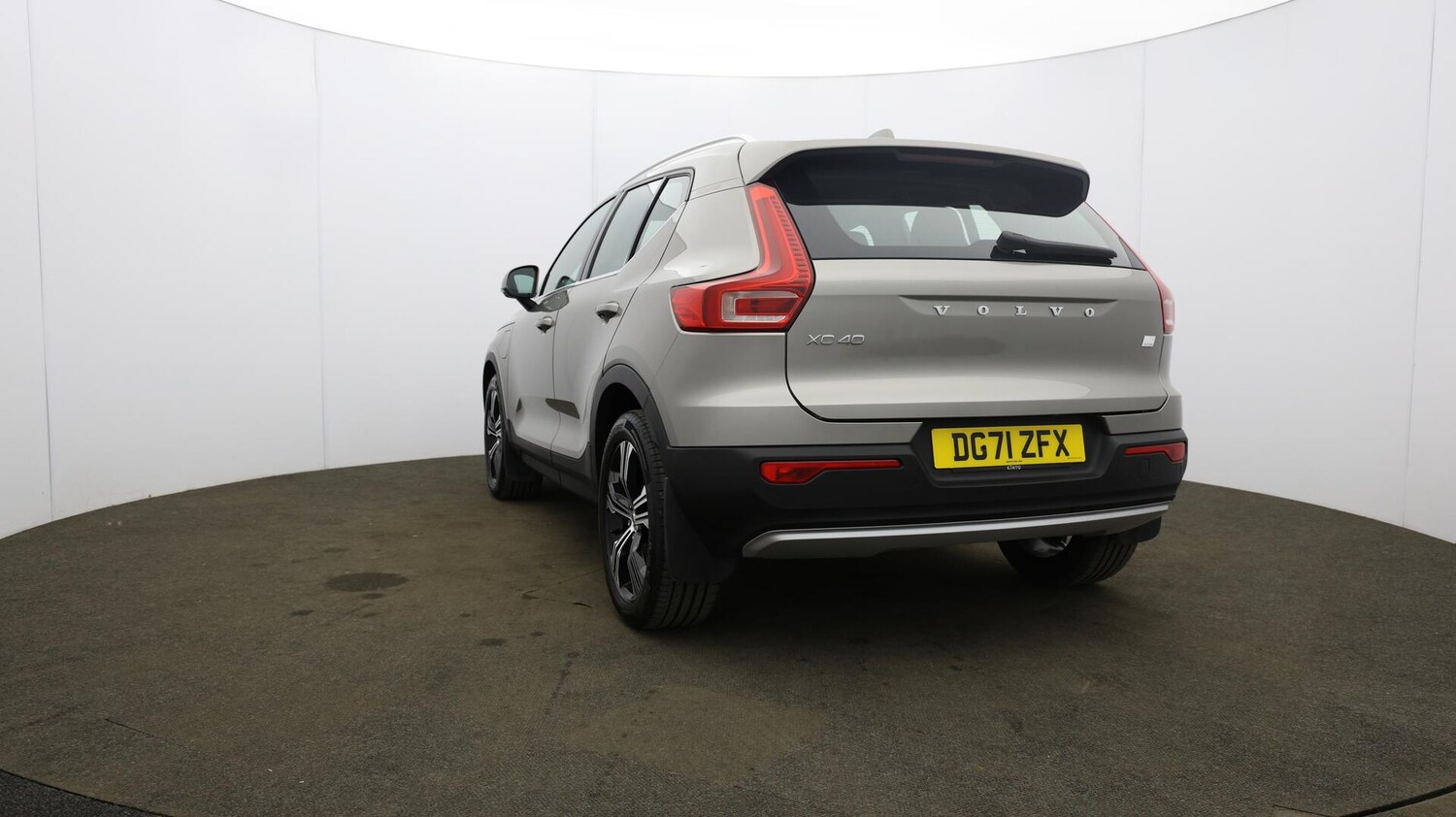 Used Volvo XC40 2021 for sale - 76484429: Photo 35