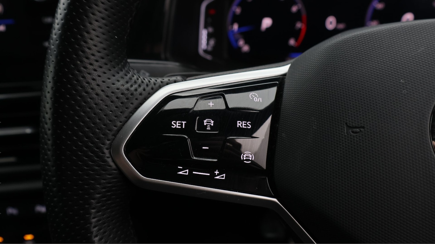 Used Volkswagen T-Roc for sale - 77749684: Photo 23