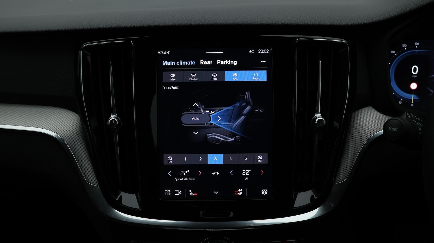 Used Volvo V60 2025 for sale - 76780595: Photo 13