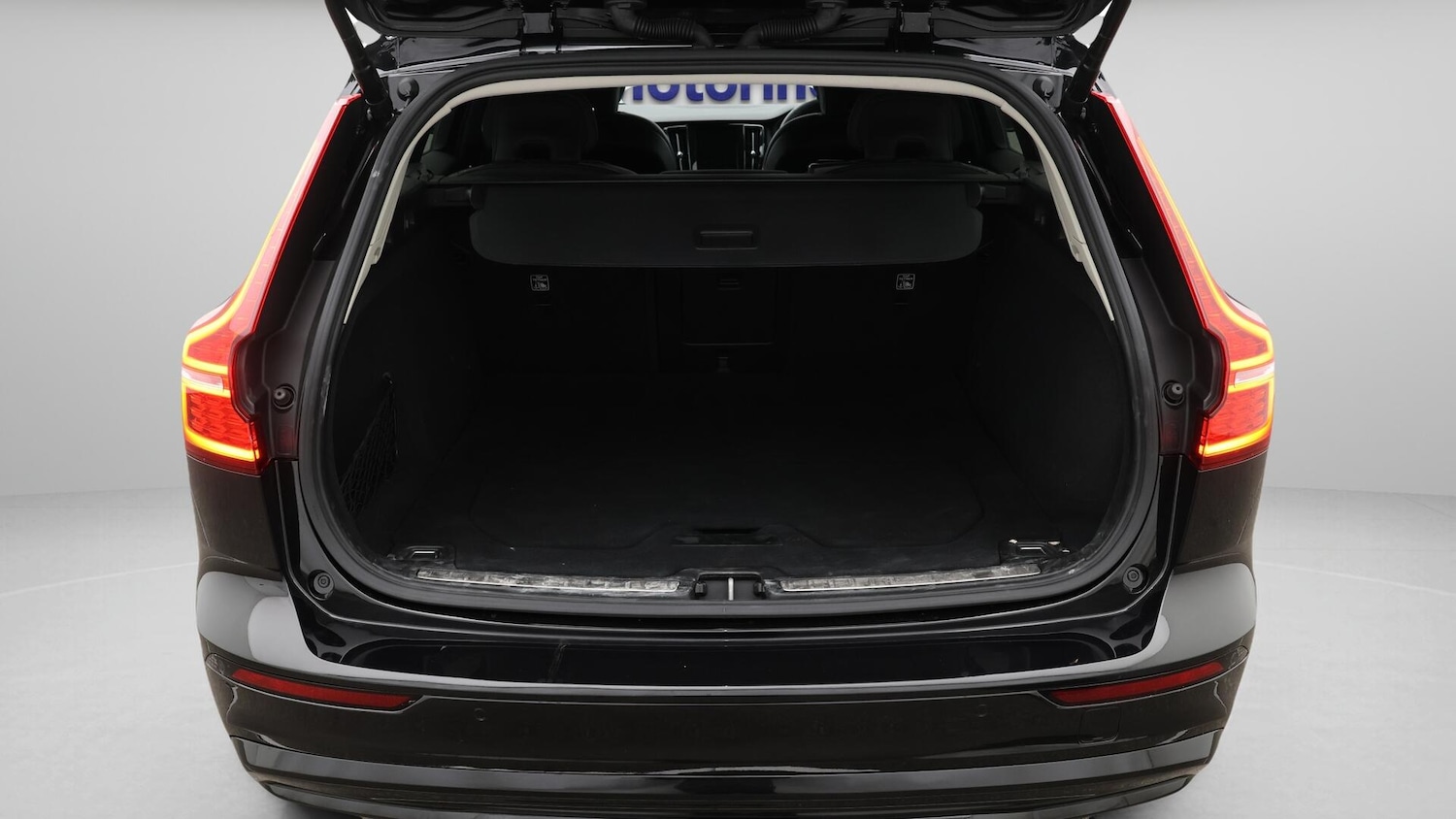 Used Volvo V60 2025 for sale - 76780595: Photo 18