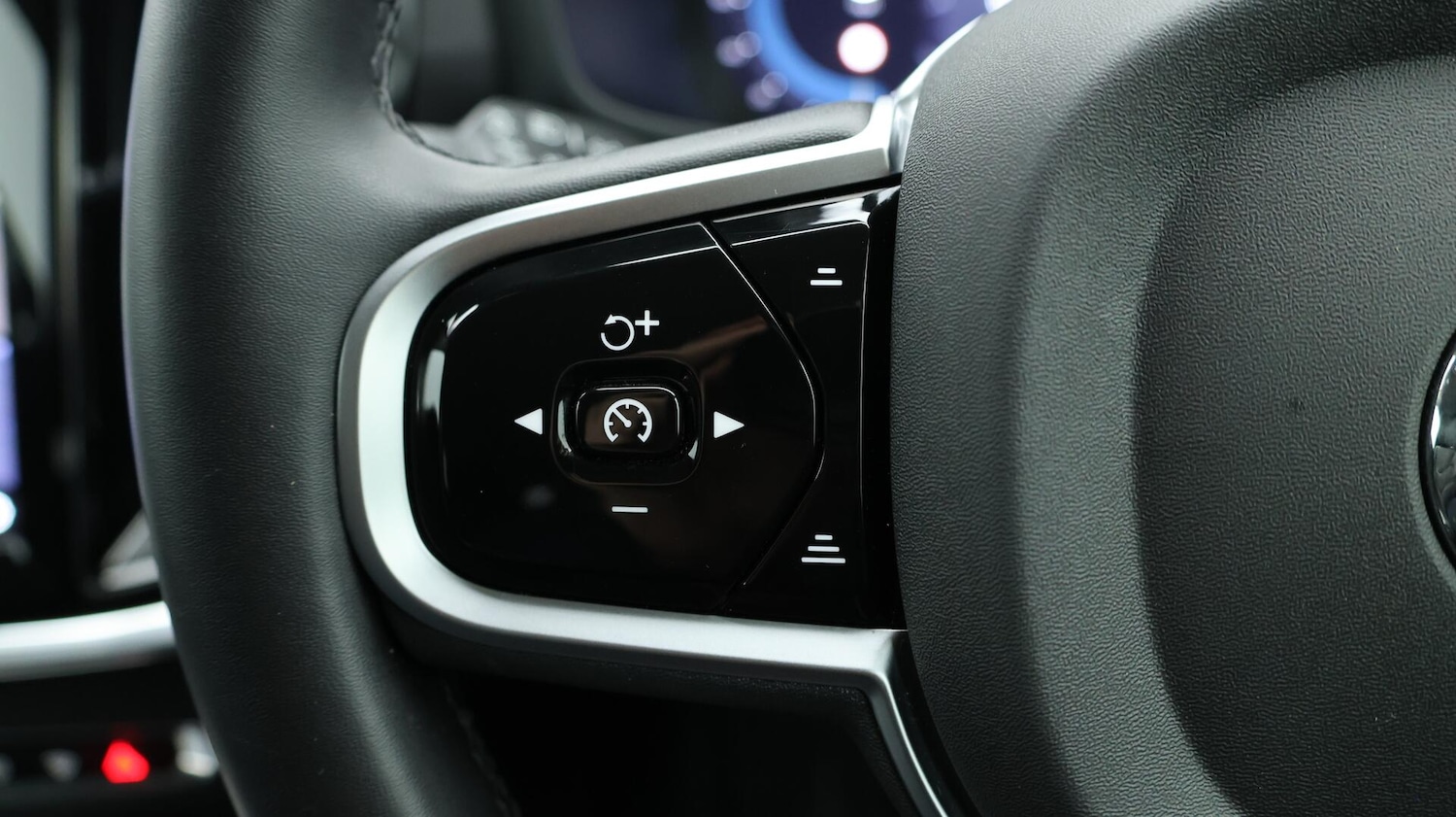 Used Volvo V60 2025 for sale - 76780595: Photo 24