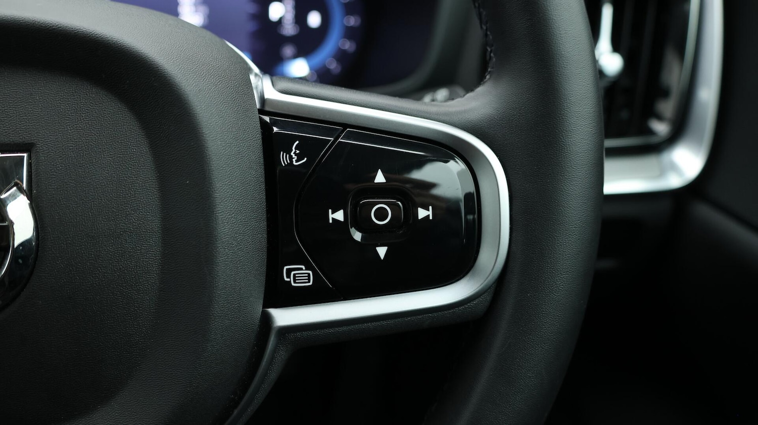 Used Volvo V60 2025 for sale - 76780595: Photo 25