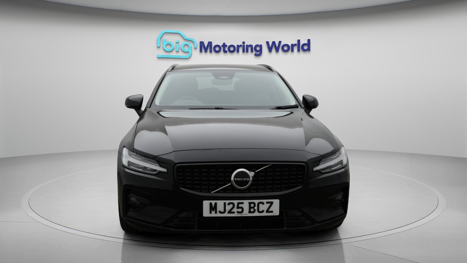 Used Volvo V60 2025 for sale - 76780595: Photo 3