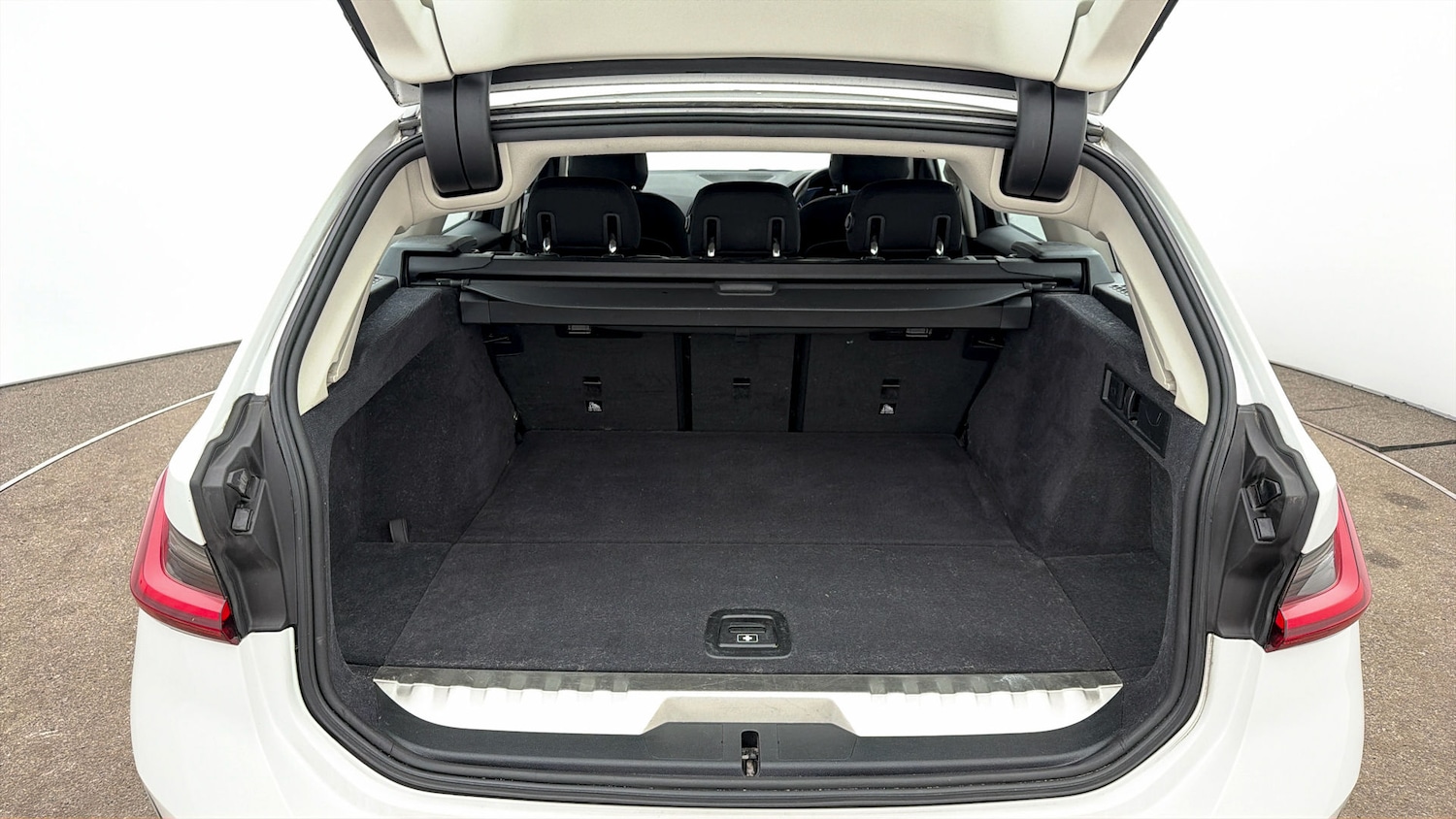 Used BMW 3 Series 2022 for sale - 77921624: Photo 16