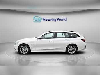 Used BMW 3 Series 2022 for sale - 77921624: Photo
