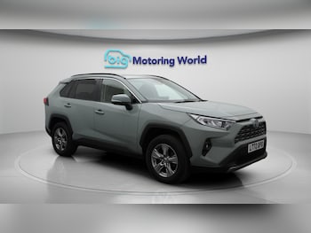 Used Toyota RAV4 2022 for sale - 76240219: Photo 2