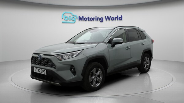 Used Toyota RAV4 2022 for sale - 76240219: Photo 4