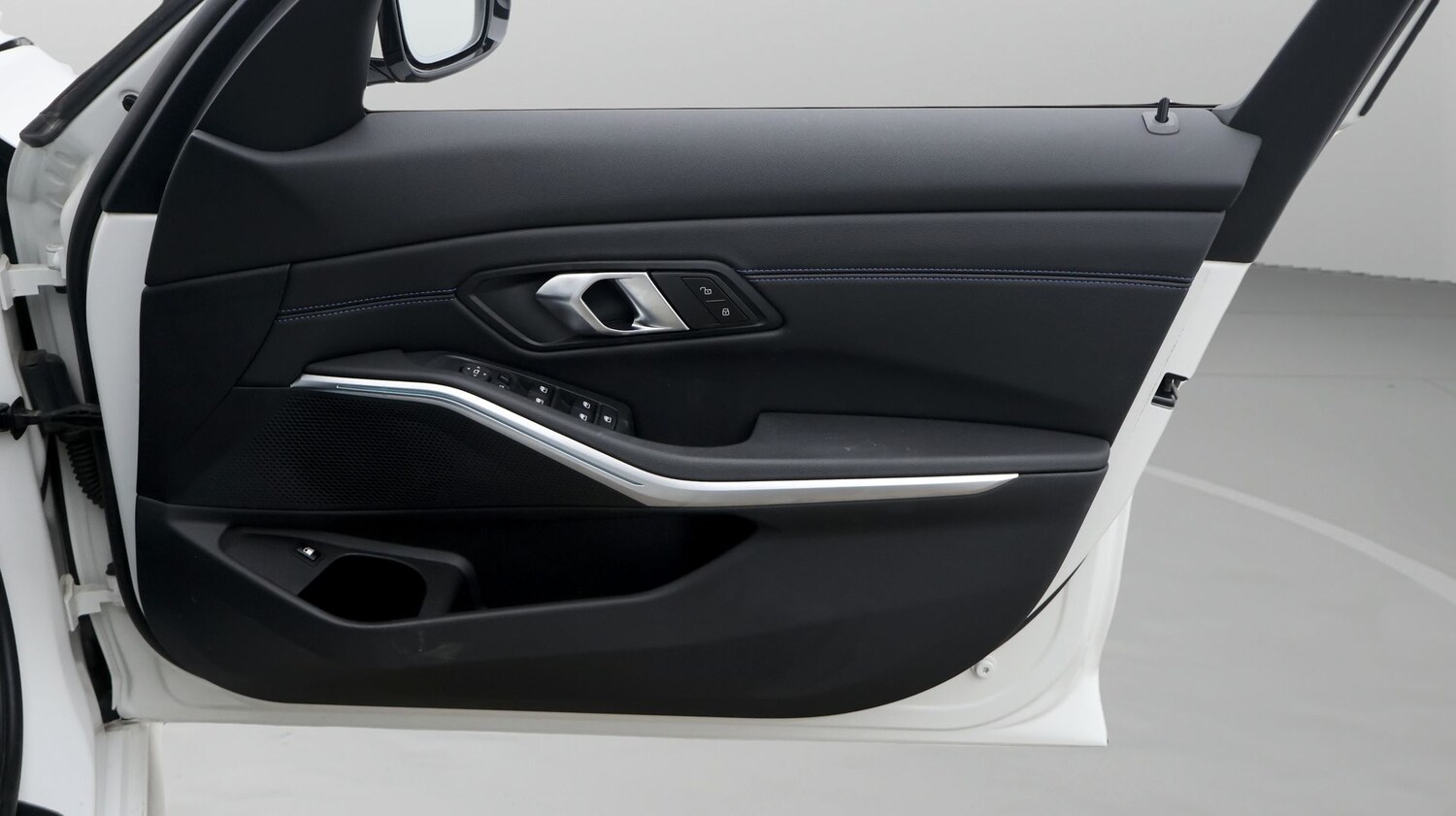 Used BMW 3 Series for sale - 77916305: Photo 15