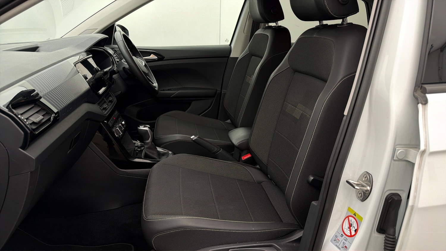 Used Volkswagen T-Cross 2024 for sale - 77979293: Photo 13