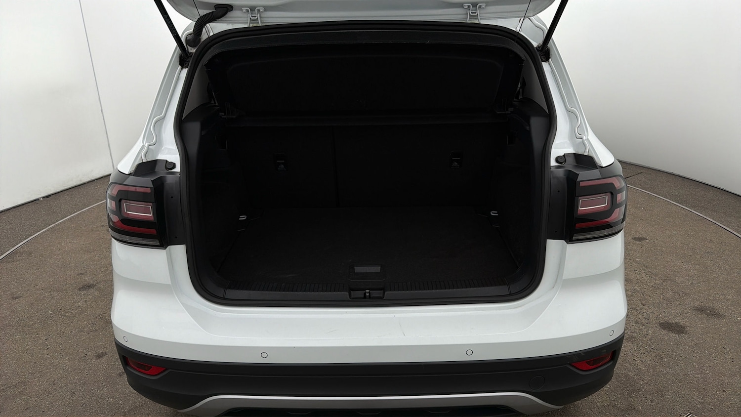 Used Volkswagen T-Cross 2024 for sale - 77979293: Photo 16