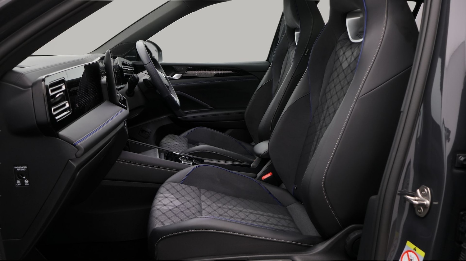 Used Volkswagen Tiguan 2025 for sale - 77905668: Photo 14