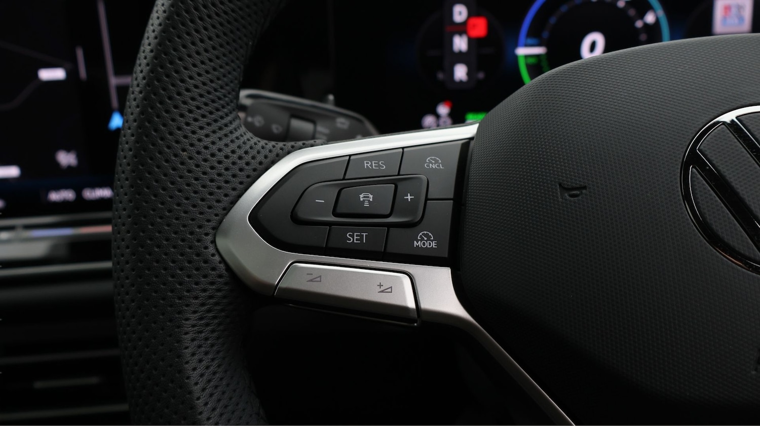 Used Volkswagen Tiguan 2025 for sale - 77905668: Photo 28