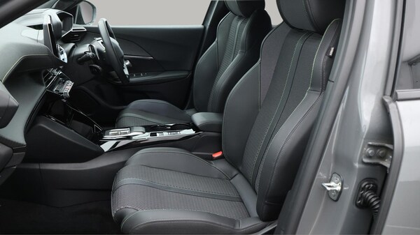 Used Peugeot 2008 2023 for sale - 75544191: Photo 15